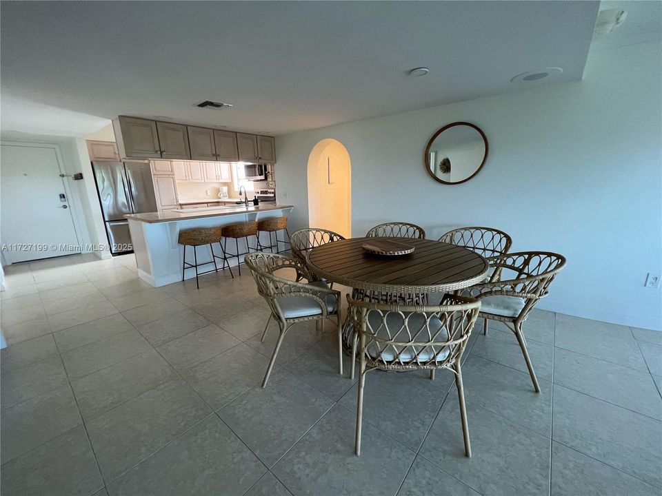 待售: $639,000 (3 贝兹, 2 浴室, 1650 平方英尺)