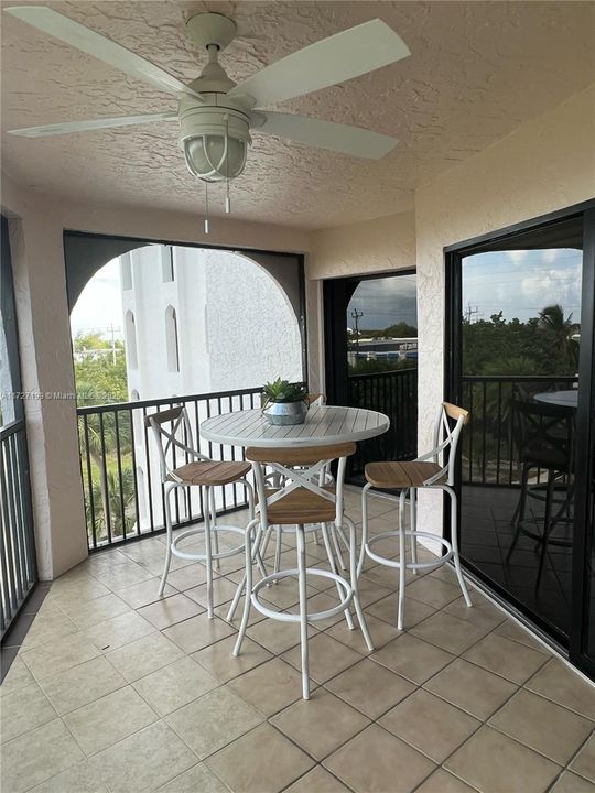 待售: $639,000 (3 贝兹, 2 浴室, 1650 平方英尺)