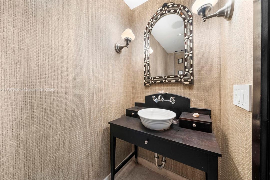 En Venta: $24,900,000 (7 camas, 7 baños, 7160 Pies cuadrados)