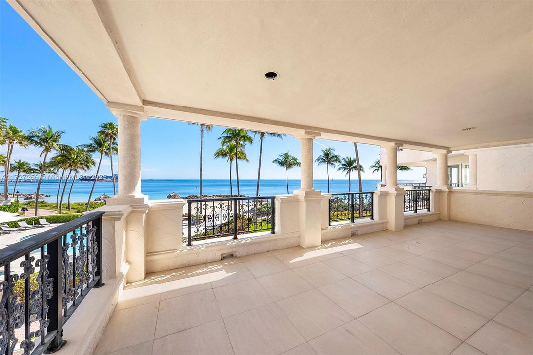 En Venta: $24,900,000 (7 camas, 7 baños, 7160 Pies cuadrados)