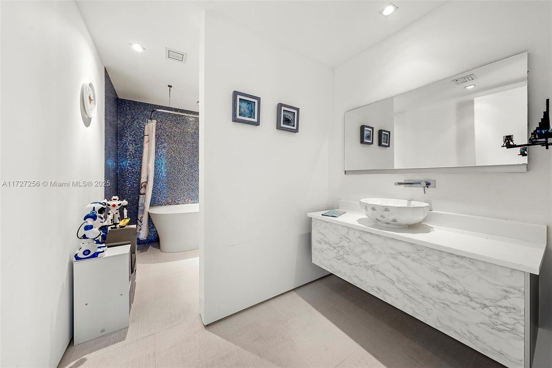 En Venta: $24,900,000 (7 camas, 7 baños, 7160 Pies cuadrados)