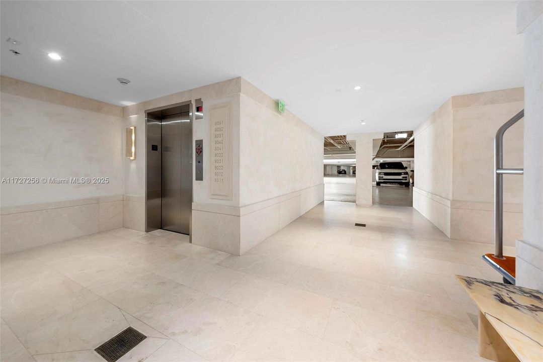 En Venta: $24,900,000 (7 camas, 7 baños, 7160 Pies cuadrados)