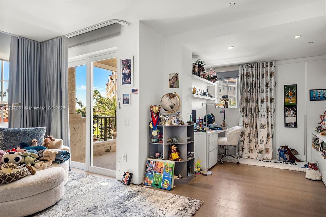 En Venta: $24,900,000 (7 camas, 7 baños, 7160 Pies cuadrados)