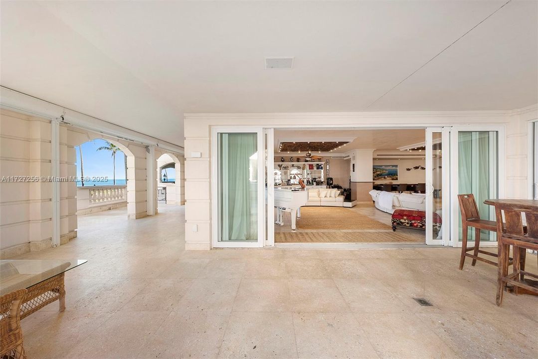 En Venta: $24,900,000 (7 camas, 7 baños, 7160 Pies cuadrados)