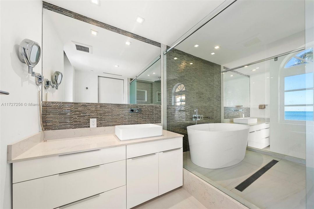 En Venta: $24,900,000 (7 camas, 7 baños, 7160 Pies cuadrados)