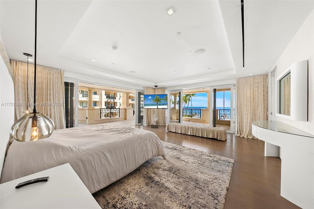 En Venta: $24,900,000 (7 camas, 7 baños, 7160 Pies cuadrados)