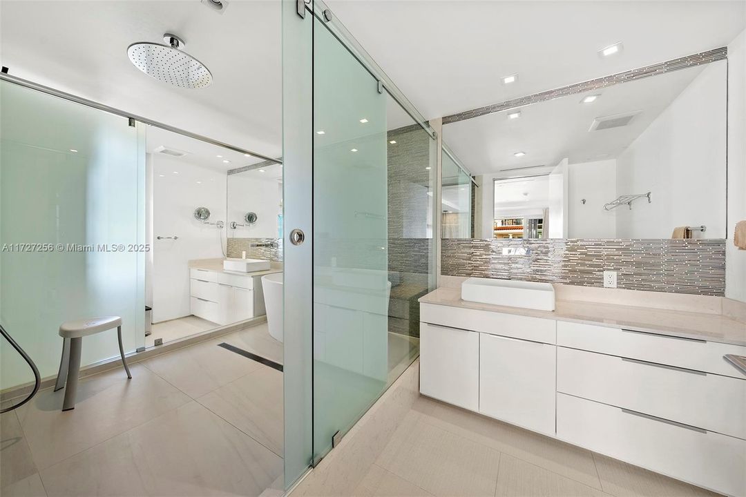 En Venta: $24,900,000 (7 camas, 7 baños, 7160 Pies cuadrados)