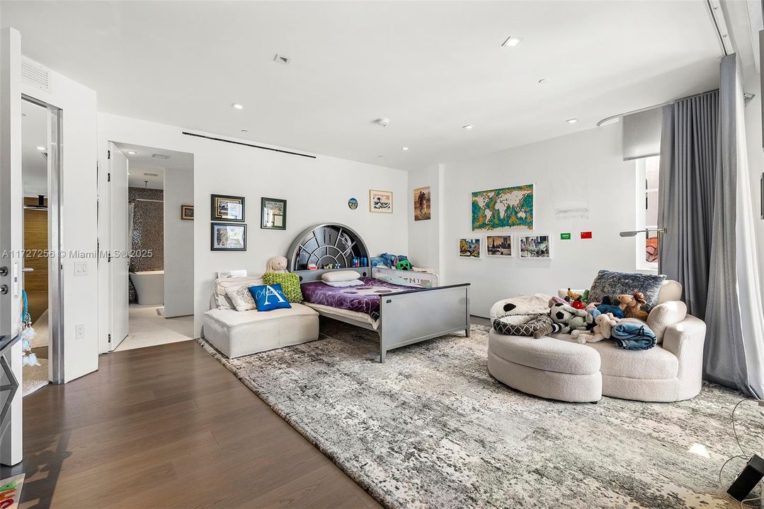 En Venta: $24,900,000 (7 camas, 7 baños, 7160 Pies cuadrados)