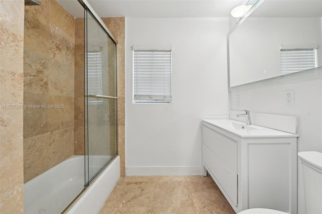 For Sale: $895,000 (3 beds, 2 baths, 2216 Square Feet)