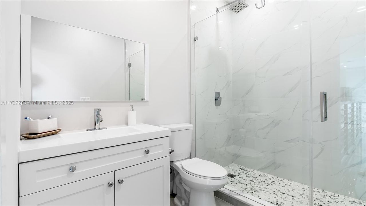 Недавно арендовано: $4,300 (4 спален, 2 ванн, 1760 Квадратных фут)