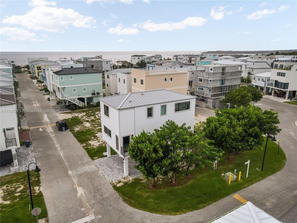 Недавно арендовано: $4,300 (4 спален, 2 ванн, 1760 Квадратных фут)