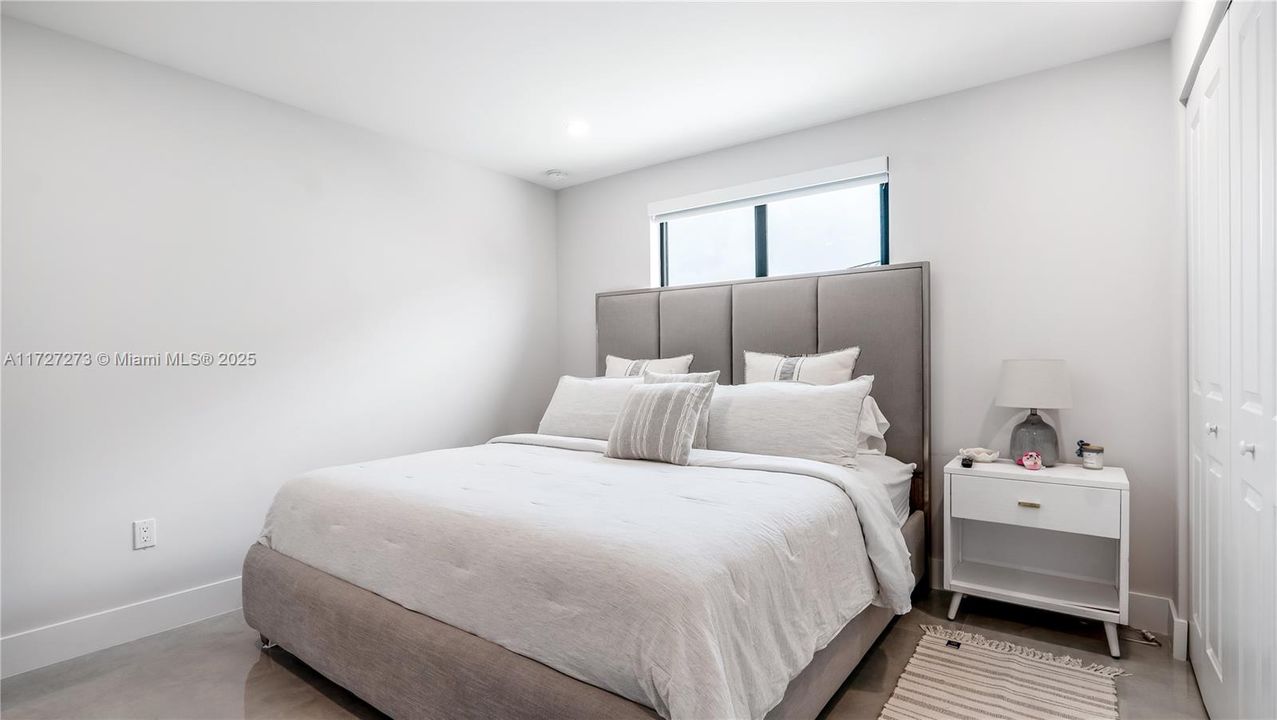 Недавно арендовано: $4,300 (4 спален, 2 ванн, 1760 Квадратных фут)