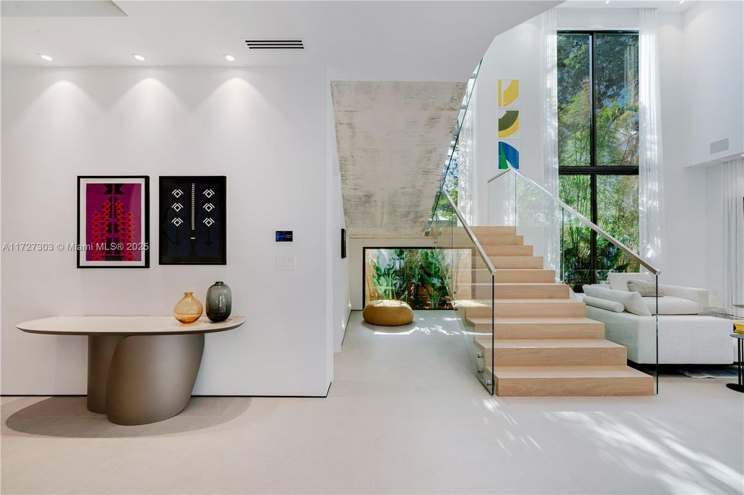 Недавно продано: $6,150,000 (5 спален, 5 ванн, 0 Квадратных фут)