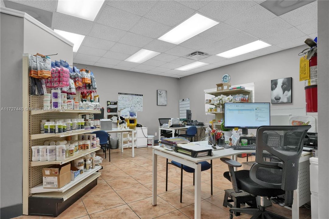 最近售出: $1,150,000 (0 贝兹, 0 浴室, 0 平方英尺)