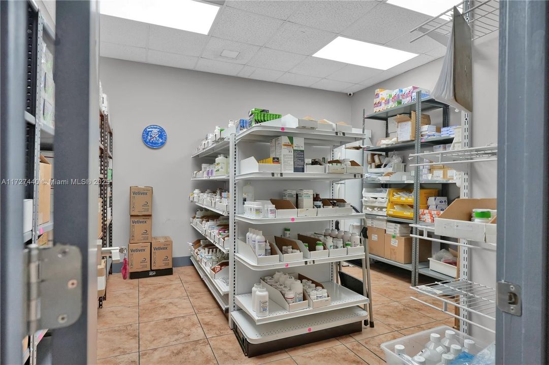 最近售出: $1,150,000 (0 贝兹, 0 浴室, 0 平方英尺)