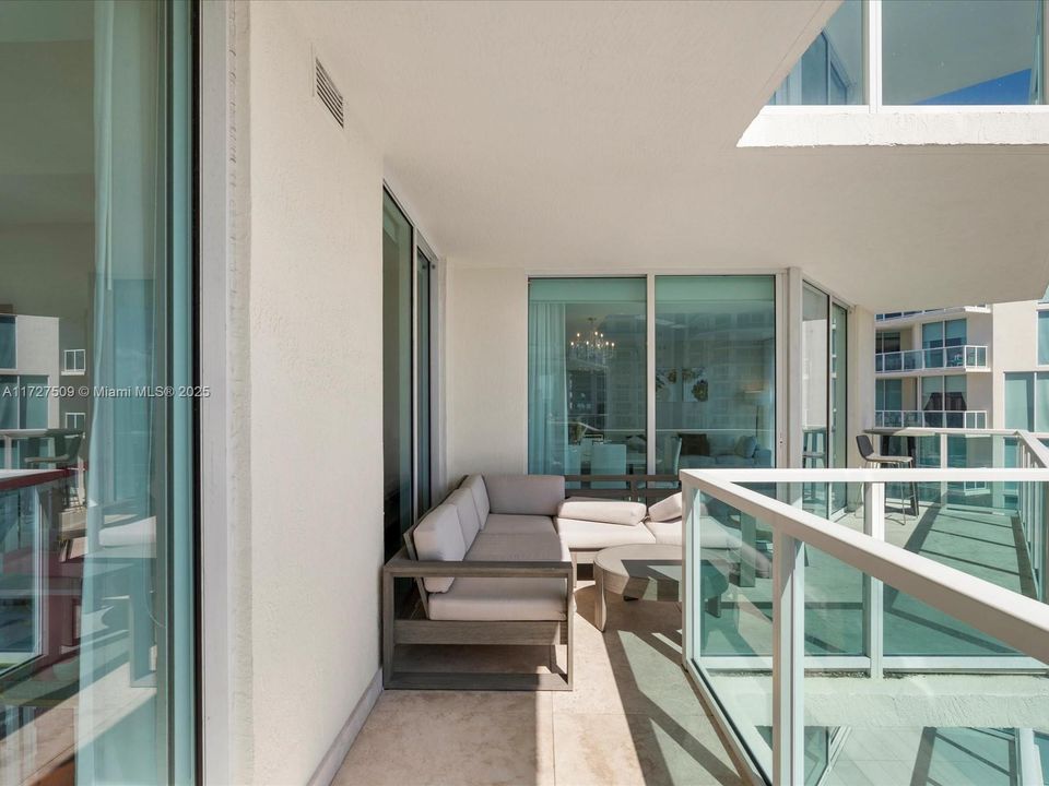 Recently Sold: $935,000 (3 beds, 2 baths, 1492 Square Feet)