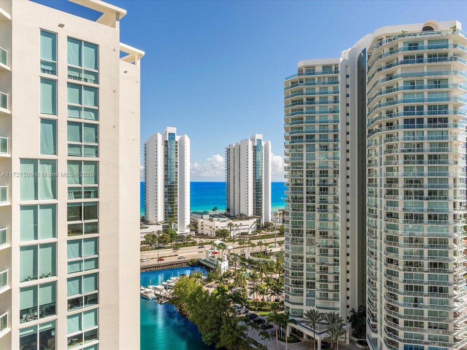 Recently Sold: $935,000 (3 beds, 2 baths, 1492 Square Feet)