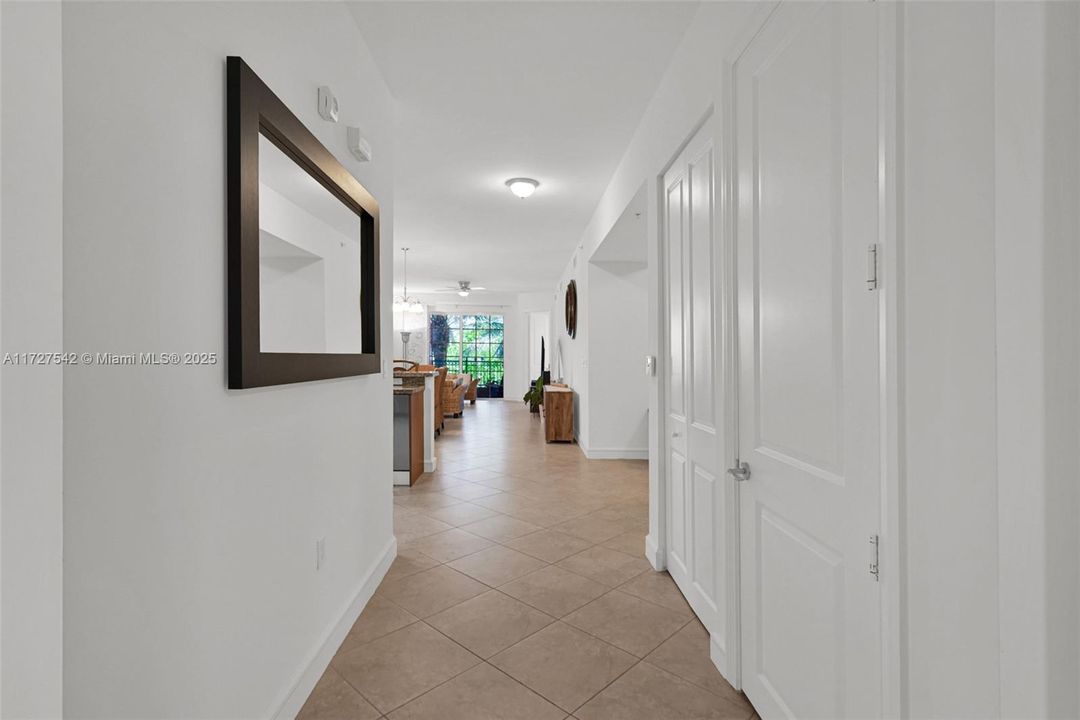 Recently Sold: $949,990 (2 beds, 2 baths, 1490 Square Feet)