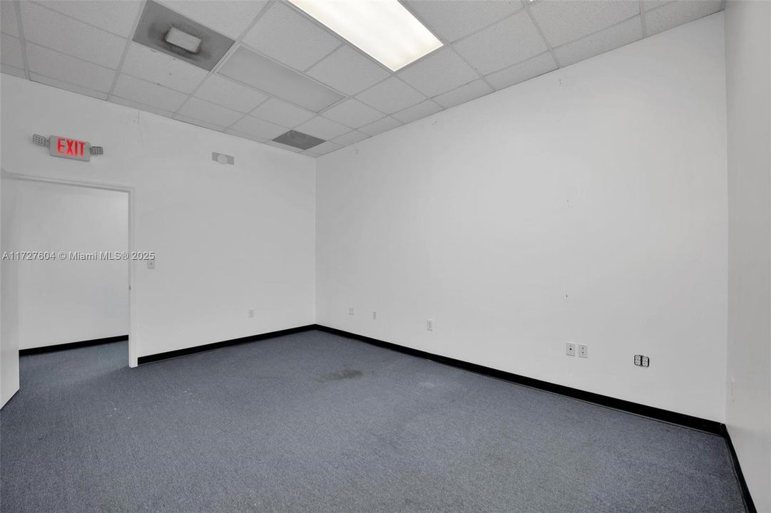 最近租的: $22 (0 贝兹, 0 浴室, 0 平方英尺)