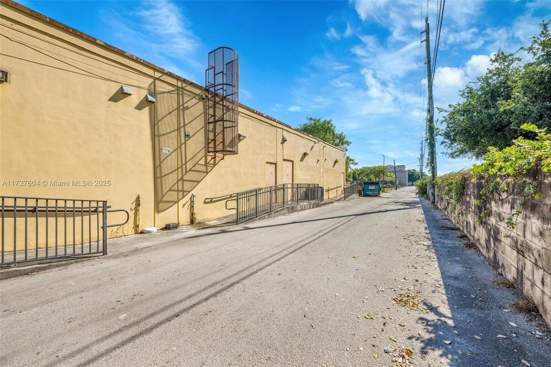 最近租的: $22 (0 贝兹, 0 浴室, 0 平方英尺)