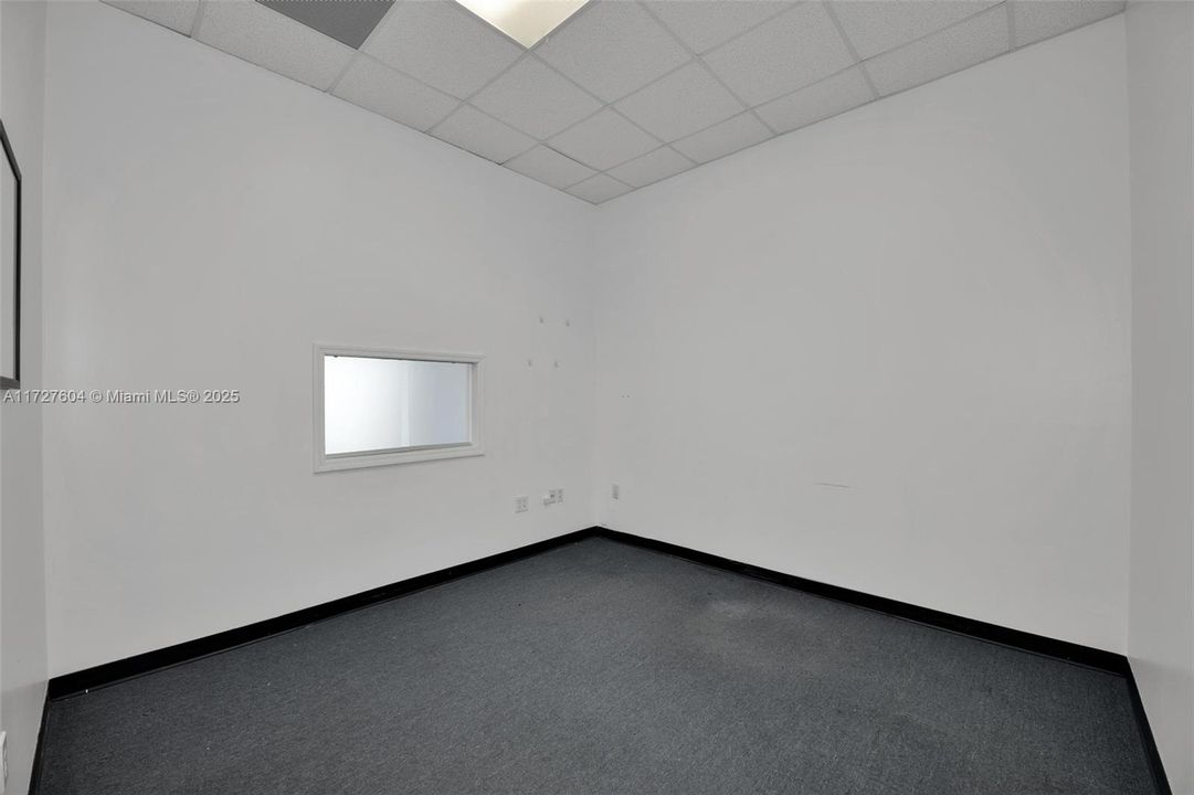 最近租的: $22 (0 贝兹, 0 浴室, 0 平方英尺)