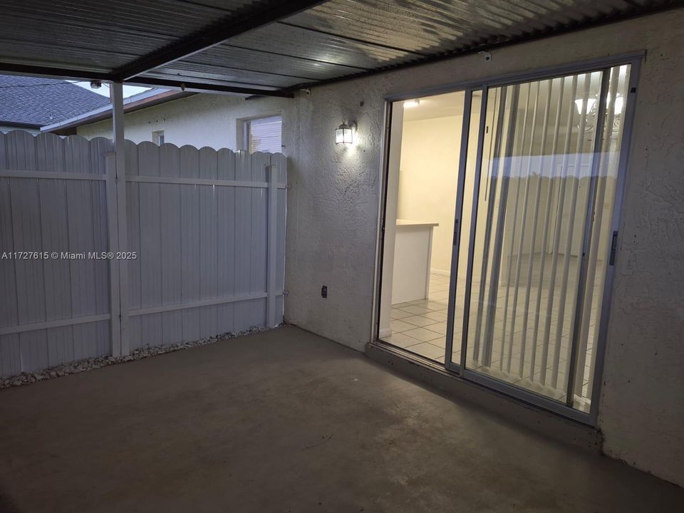 待售: $260,000 (3 贝兹, 2 浴室, 1148 平方英尺)