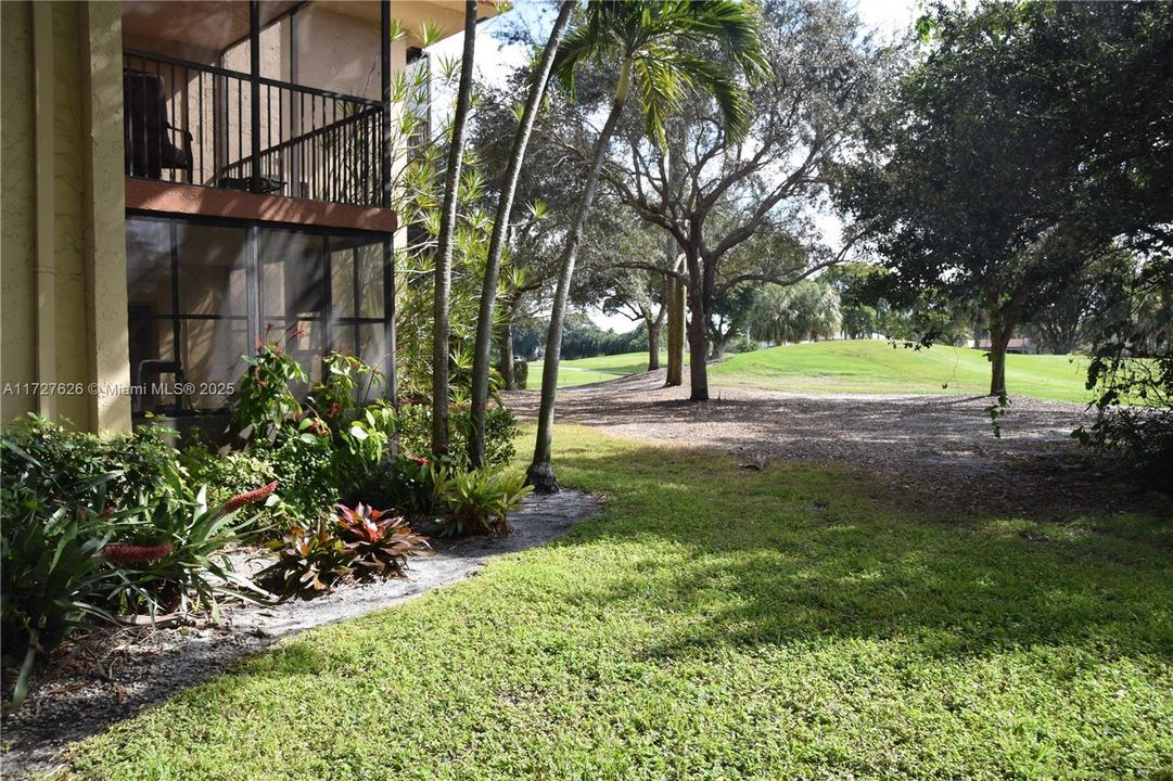 Recently Sold: $145,000 (1 beds, 1 baths, 810 Square Feet)