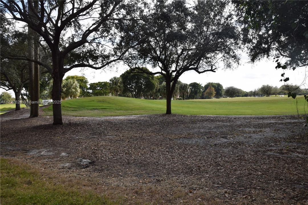 Recently Sold: $145,000 (1 beds, 1 baths, 810 Square Feet)