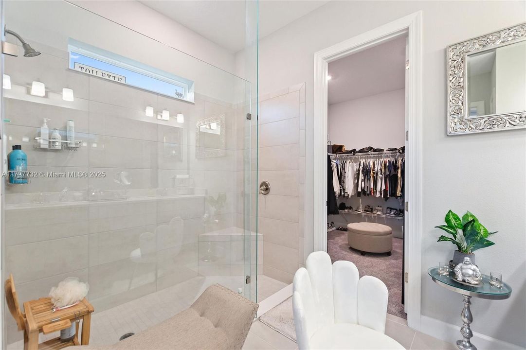 Recently Sold: $482,000 (3 beds, 3 baths, 2274 Square Feet)