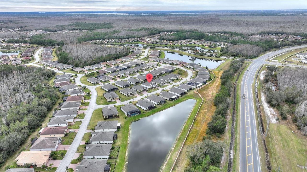 Recently Sold: $482,000 (3 beds, 3 baths, 2274 Square Feet)