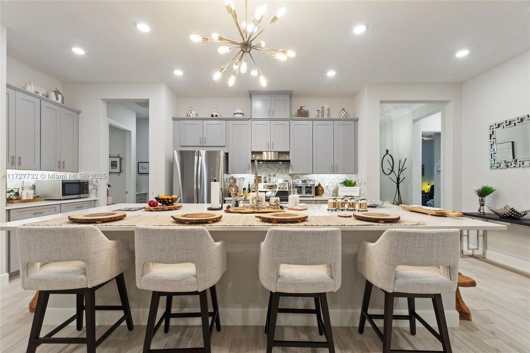 Recently Sold: $482,000 (3 beds, 3 baths, 2274 Square Feet)