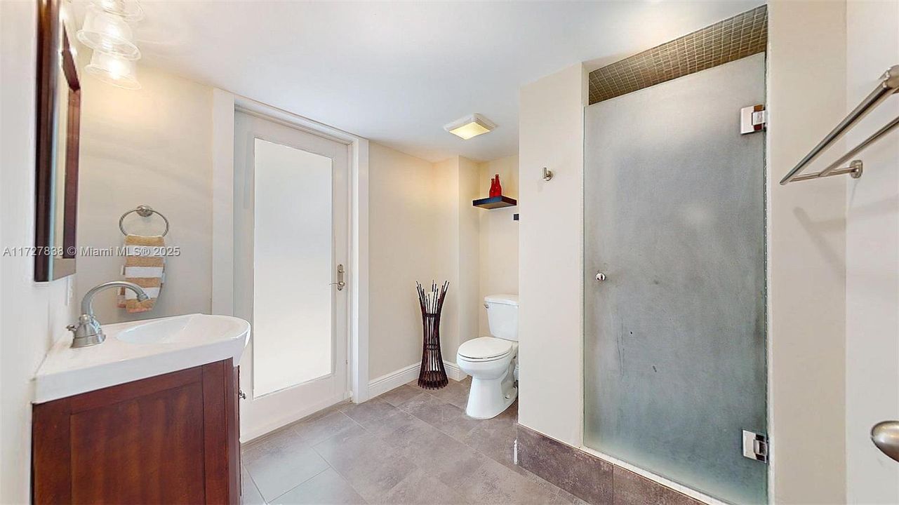 En Venta: $2,192,643 (3 camas, 3 baños, 2625 Pies cuadrados)