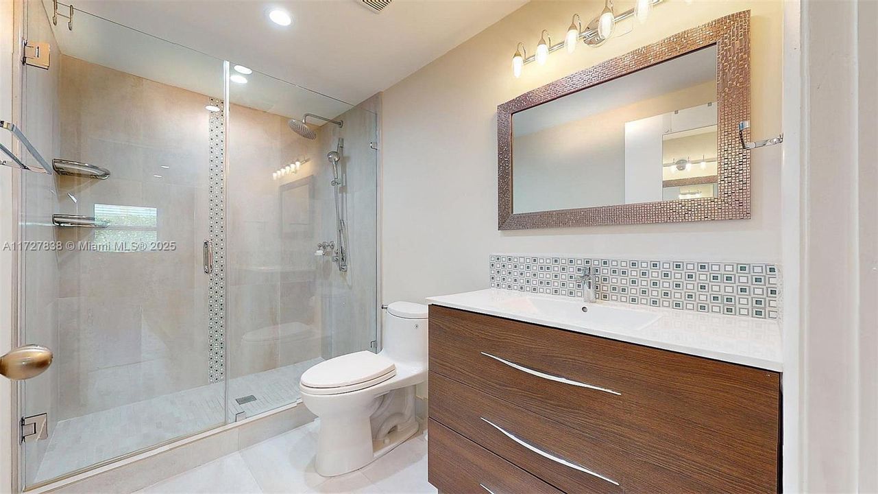 En Venta: $2,192,643 (3 camas, 3 baños, 2625 Pies cuadrados)