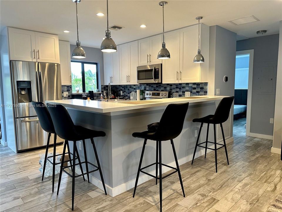 For Sale: $939,900 (3 beds, 2 baths, 1325 Square Feet)