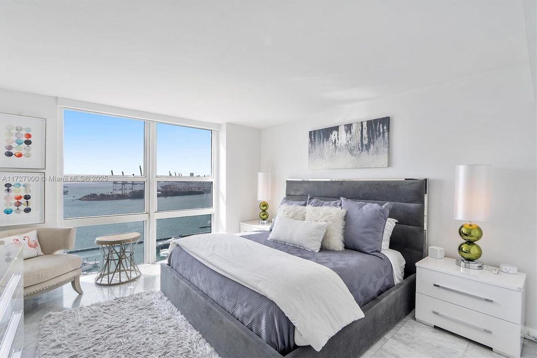 待售: $1,110,000 (1 贝兹, 1 浴室, 780 平方英尺)