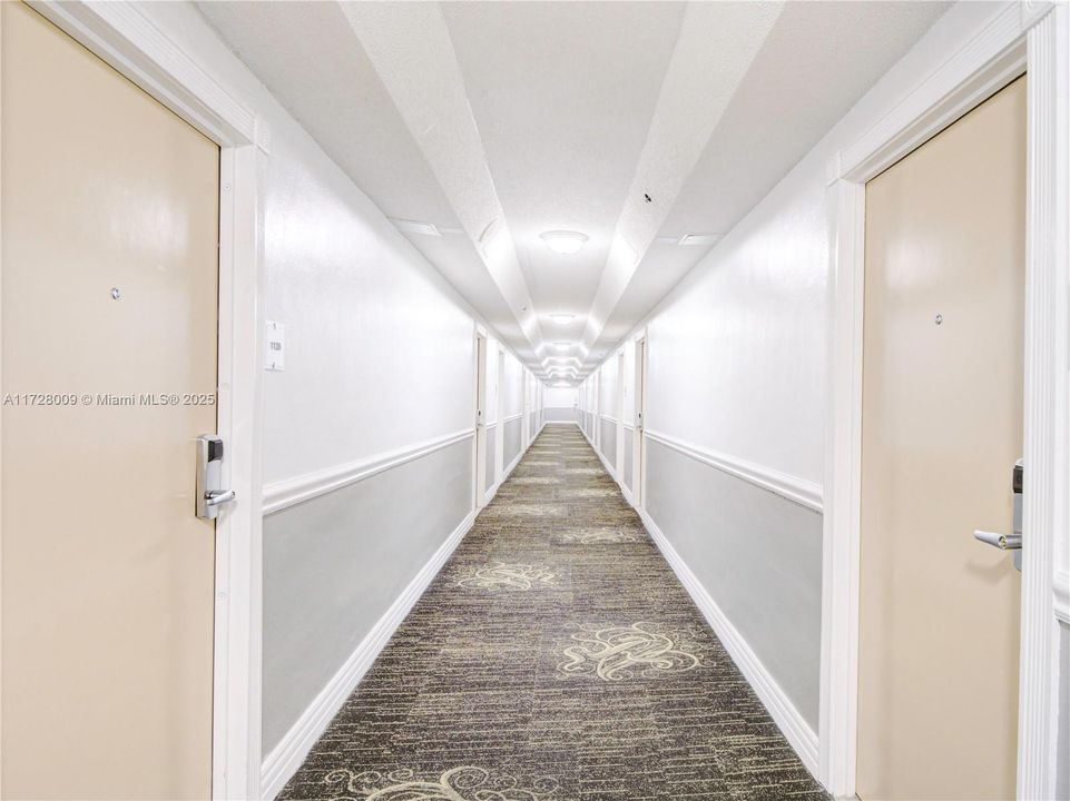 На продажу: $114,000 (0 спален, 1 ванн, 360 Квадратных фут)