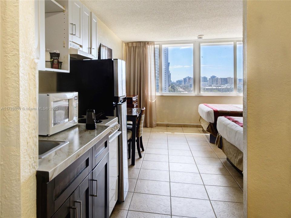 На продажу: $114,000 (0 спален, 1 ванн, 360 Квадратных фут)