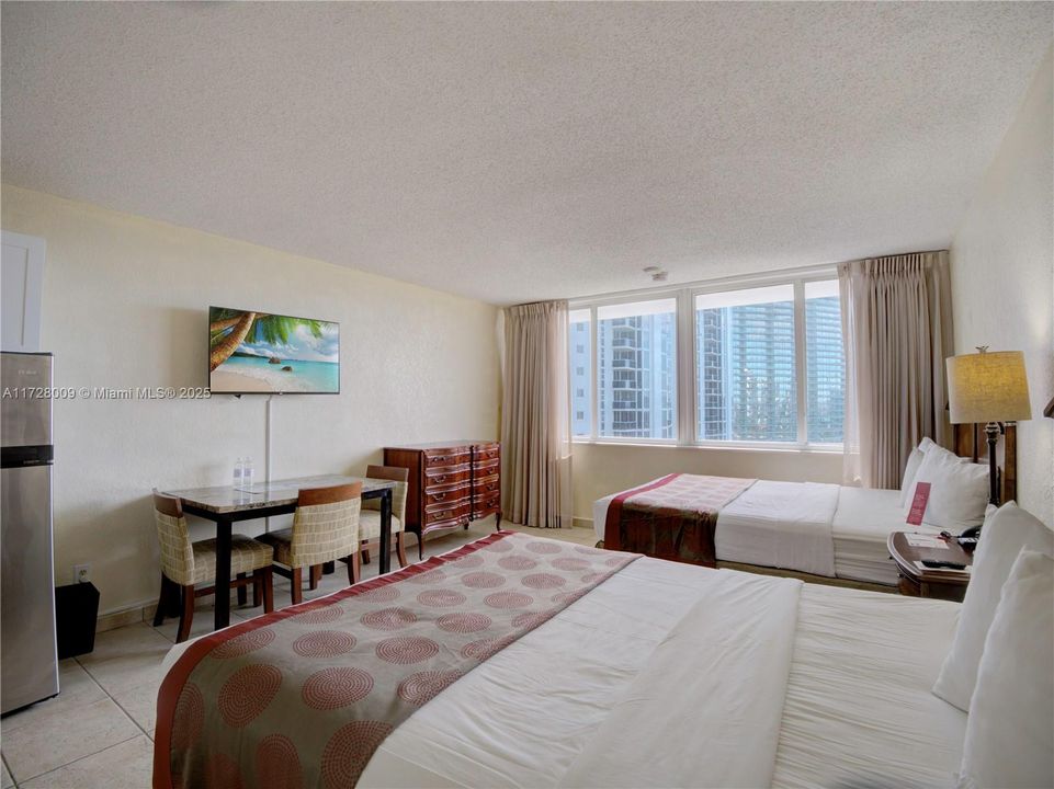 На продажу: $114,000 (0 спален, 1 ванн, 360 Квадратных фут)