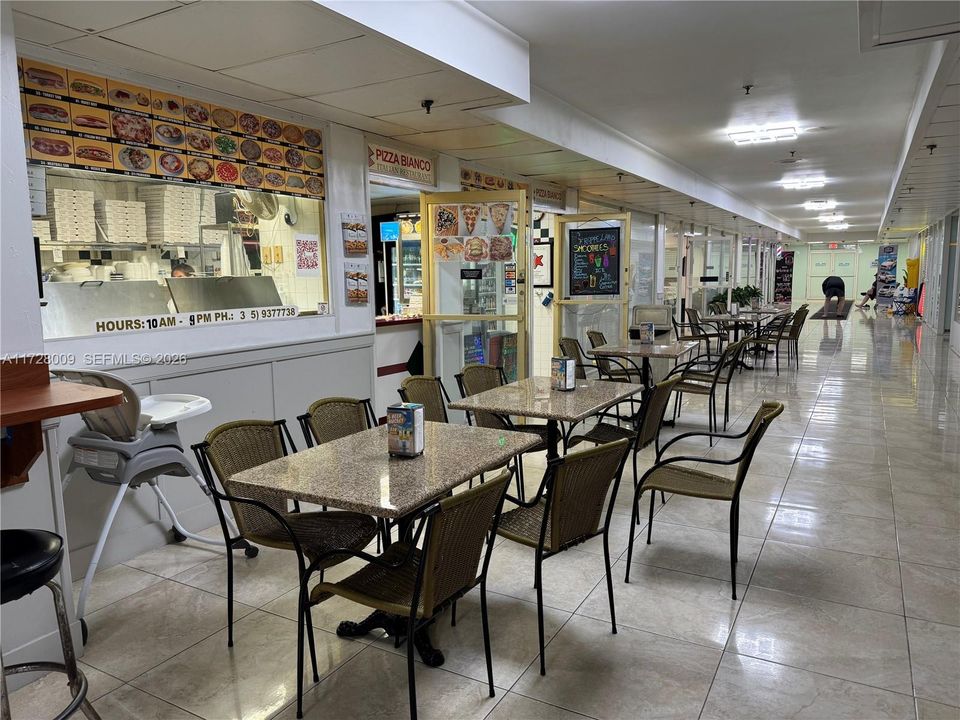 待售: $114,000 (0 贝兹, 1 浴室, 360 平方英尺)