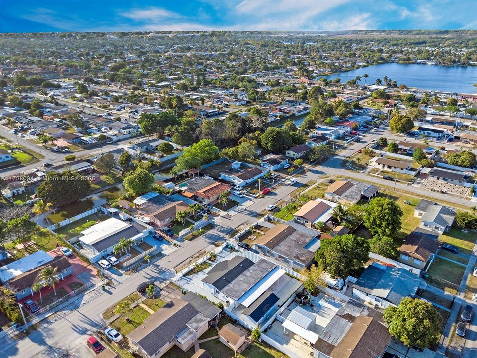 Recientemente alquilado: $4,200 (4 camas, 3 baños, 1856 Pies cuadrados)