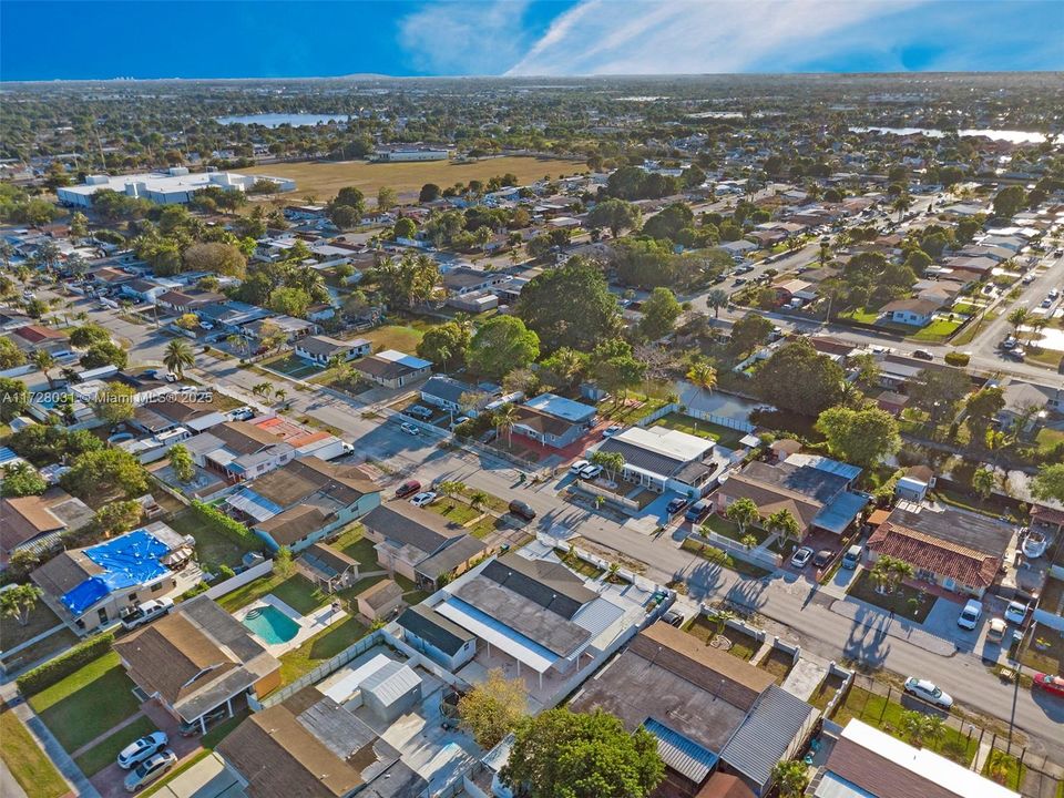 Recientemente alquilado: $4,200 (4 camas, 3 baños, 1856 Pies cuadrados)