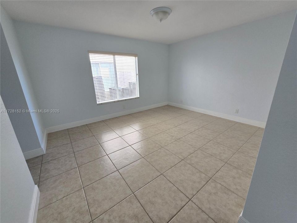 Недавно арендовано: $3,100 (3 спален, 2 ванн, 2108 Квадратных фут)