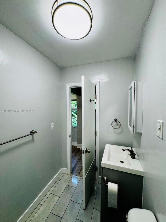 Recently Rented: $1,500 (1 beds, 1 baths, 0 Square Feet)