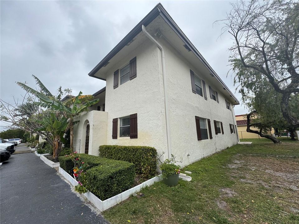 Recently Sold: $2,500,000 (0 beds, 0 baths, 0 Square Feet)