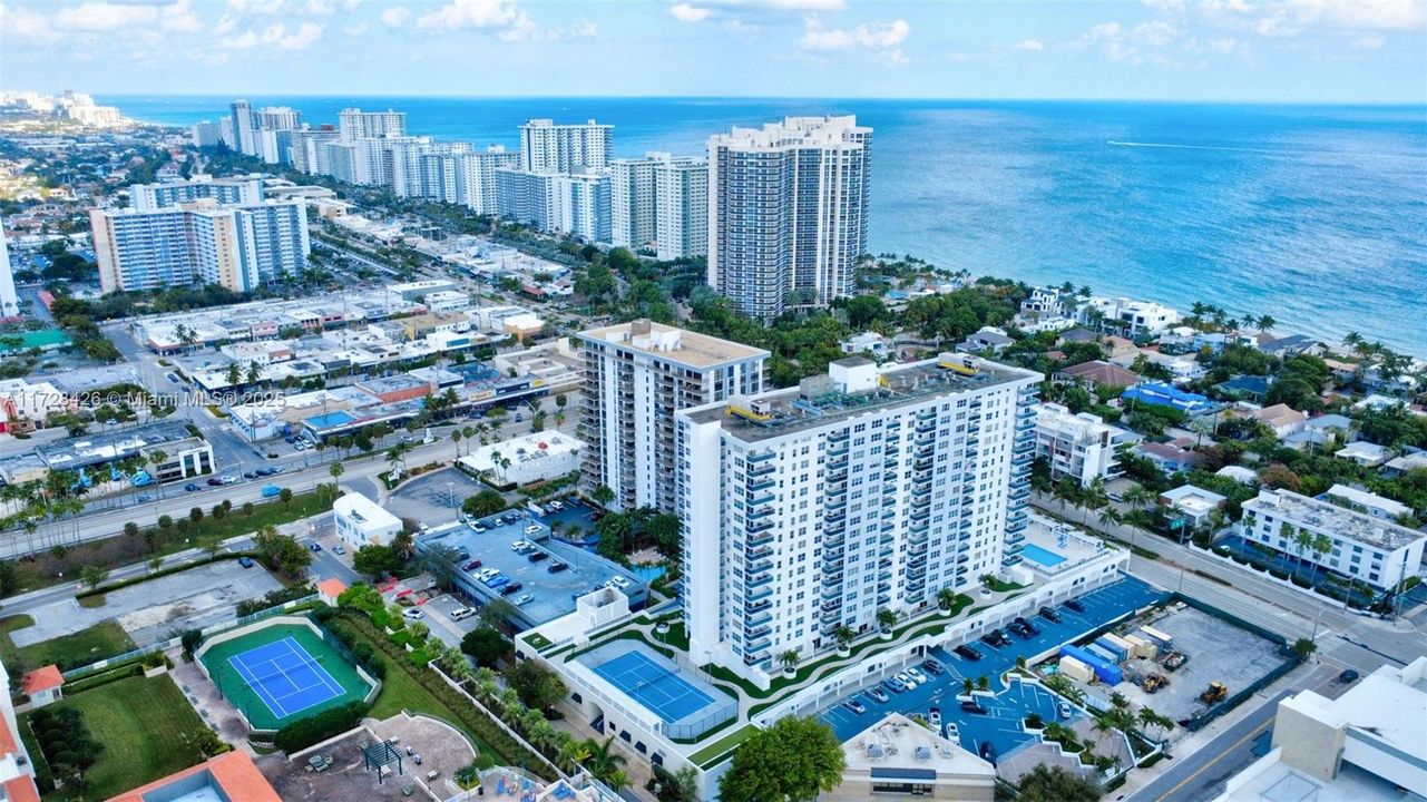 For Sale: $295,000 (2 beds, 2 baths, 1144 Square Feet)