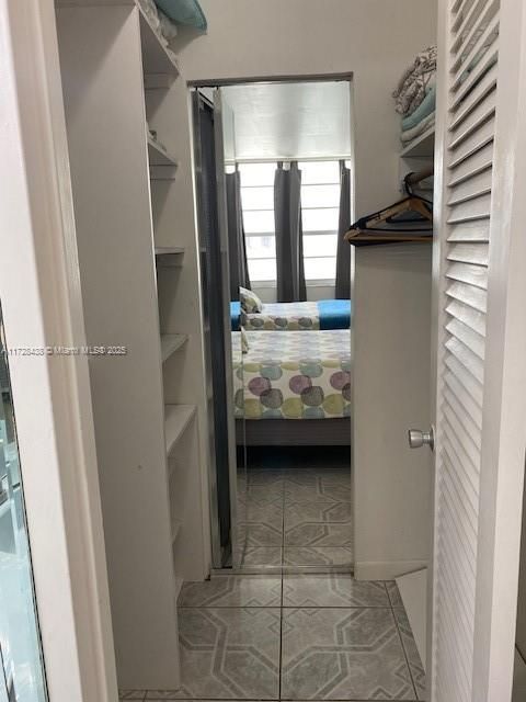 Active With Contract: $265,000 (0 beds, 1 baths, 545 Square Feet)