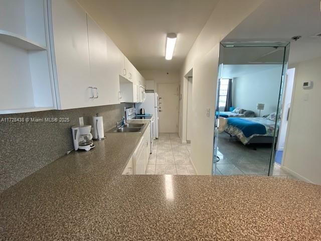 Active With Contract: $265,000 (0 beds, 1 baths, 545 Square Feet)