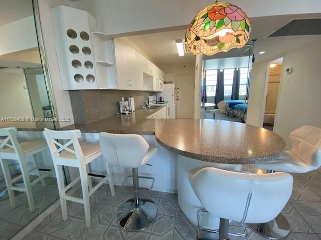 Active With Contract: $265,000 (0 beds, 1 baths, 545 Square Feet)