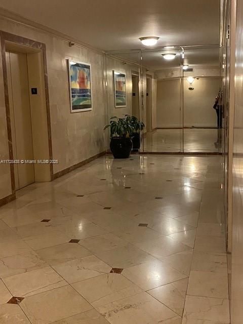 Active With Contract: $265,000 (0 beds, 1 baths, 545 Square Feet)