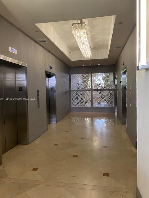 Active With Contract: $265,000 (0 beds, 1 baths, 545 Square Feet)